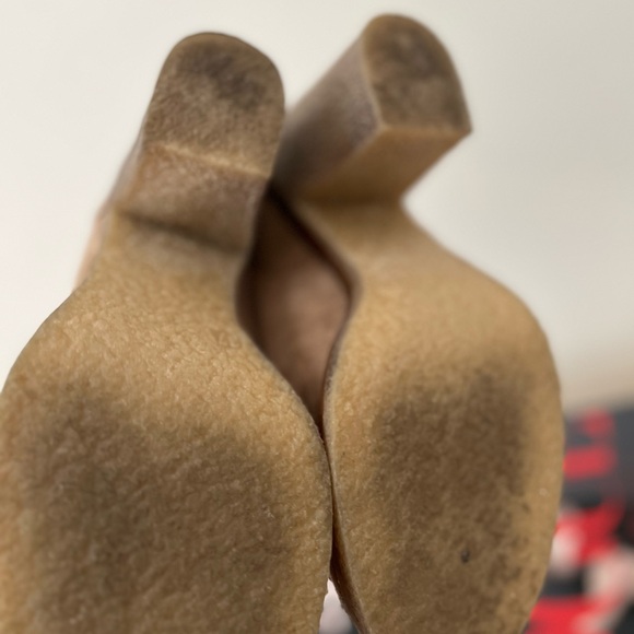 WOMEN’S TAN LEATHER ÁMSTERDAM RUBBER HEELED ÁMSTERDAM LOAFER BOOTIES W/ LACES - Picture 9 of 9